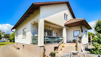 Expose Familienfreundliches Haus mit großem Garten, Ausbaupotenzial, Wintergarten, Kamin und viel Platz zur Entfaltung.