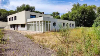 Expose Großzügiges Wohnhaus mit Pool, Sauna und 2.000 m² Grundstück in Zeltweg.