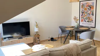 Expose Vollmöbliertes 2-Zimmer Loft mit Aufzug im Altbau 190