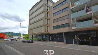 Expose URFAHR Lindenpark: Helle, klimatisierte Bürofläche in einem modernen Bürohaus