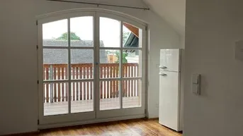 Expose Schöne Dachgeschosswohnung mit ruhiger Terrasse