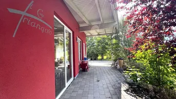 Expose Geschäftsfläche für eine Ordination, Kanzlei, Büro oder Cafe in der Nähe vom Faaker See