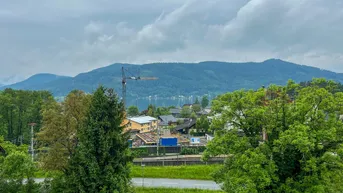 Expose Seeblick inklusive: 3-Zimmer-Wohnung mit 2 Balkonen &amp; Garage