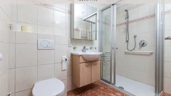 Expose Hell. Klar. Durchdacht. – 3,5-Zimmer-Wohntraum mit Loggia in Bad Gastein