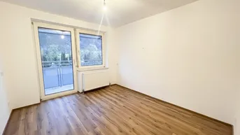 Expose Helles Wohnjuwel mit Balkon und traumhafter Aussicht – frisch sanierte Garconniere