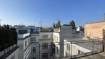 Expose Attraktive Dachgeschosswohnung mit großer Terrasse