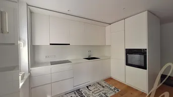 Expose Teilmöblierte 2-Zimmer-Wohnung abseits der Straße in HÖTTING WEST