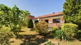Expose WOHN-BUNGALOW „ Little TOSKANA“ - mit herrlichem Gartengrundstück und Garage