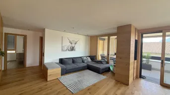 Expose Neuwertige Maisonette in Sulz: 5 Zimmer, Balkon, Terrasse – Ihr Traum wird wahr!