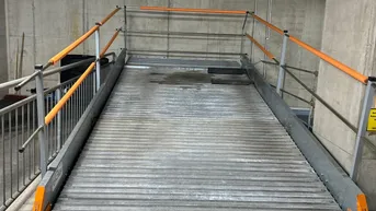 Expose Stapelparkplatz