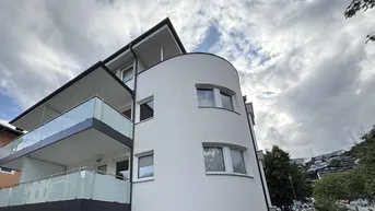 Expose Traumhafte Wohnung in exklusiver, kleiner Wohnanlage in Zell am See, mit großem Balkon und herrlichem Blick in´s Grüne, Lift, Garagenplatz!