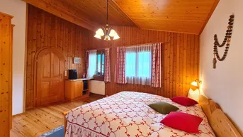 Expose Zweitwohnsitz Chalet mit großem Grundstück und viel Potenzial, traumhafte unverbaute Panoramaaussicht auf den National Park Hohe Tauern