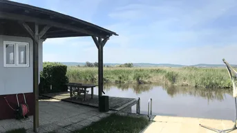 Expose Ferienhaus mit Seezugang am Neusiedler-See, Nähe Seebad "Neuer Strand" und Restaurant Libelle, direkt am Wasser, Mobilheim