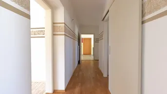 Expose Große Lichtdurchflutete Wohnung – Ihr neues Zuhause in Griffen!