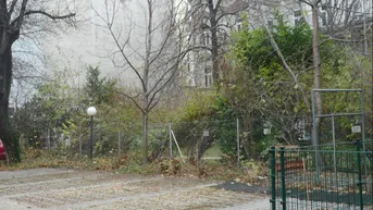 Expose PKW Hofstellplatz nähe Augarten zu mieten!