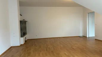 Expose Purkersdorf Zentrum: Großzügige Dachgeschosswohnung mit Terrasse 