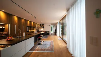 Expose Wohnen mit Stil und Gartenidylle – Designerwohnung in Toplage Mödling
