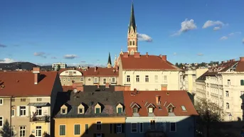 Expose Herz-Jesu-Viertel: Wunderschöne lichtdurchflutete 4 Zimmer Wohnung mit Blick auf die Herz-Jesu-Kirche 5. Liftstock