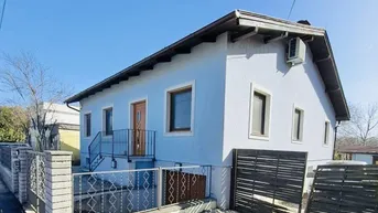 Expose Einfamilienhaus voll unterkellert auf einem grossen Grundstück 1066 m2 Potenzial zum aufstocken oder vergrössern!!!