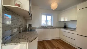 Expose Krems, Sanierte 3-Zimmer Maisonette Wohnung in Top Lage mit fixem Tiefgaragenplatz