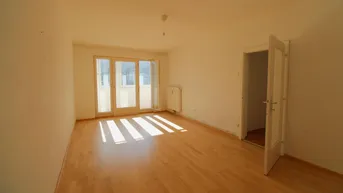 Expose TOP Aussicht über Wetzelsdorf im 8. Stock *Loggia &amp; Parkplatz*