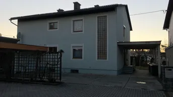 Expose ganze Etage mit angeschlossener Garconniere, Klimaanlage, Garten, Garage und Kellerräumen