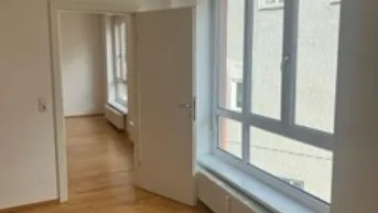 Expose Schöne, lichtdurchflutete 2-Zimmerwohnung, WG-tauglich, auf knapp 80 m², 5 Gehminuten zum Grazer Hauptplatz