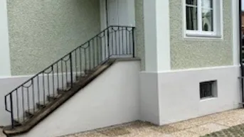 Expose Sanierte lichtdurchflutete Wohnung im Zweifamilienhaus in Graz St. Peter- 70m² ERSTBEZUG, 3 Zimmer: davon Essen/Kochen und Wohnzimmer, Schlafzimmer
