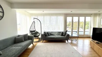 Expose Sanierungsbedürftiges Penthouse auf zwei Etagen mit Terrasse und Stellplatz in bester Lage, Bregenz