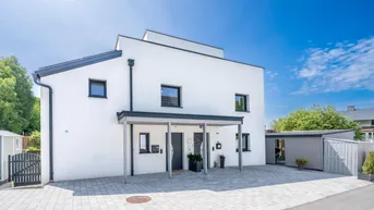 Expose Heimat auf drei Ebenen - Lichtdurchflutete Maisonette Wohnung mit großen Terrassen