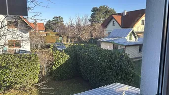 Expose Hausetage in einem Dreiparteienhaus am Laaer Berg mit Garagenplatz !