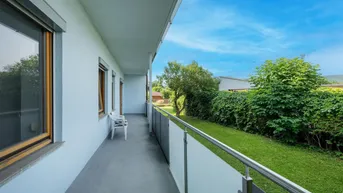 Expose Dein neues Zuhause in Straßgang: Renovierte 2-Zimmer-Wohnung mit großem Balkon, Kellerraum &amp; Parkplatz