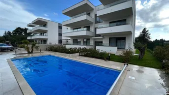 Expose Luxuriöse, voll ausgestattete 4-Zimmer-Apartments/Terrasse/Garten/TG-Platz und Privatpool!