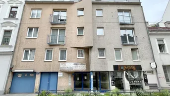 Expose Garagenplatz (Stapelparker) mit Stromanschluss in TOP-Lage – 1180 Wien, Kreuzgasse