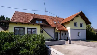 Expose Großzügiges Zweifamilienhaus mit großem Garten in idyllischer Lage