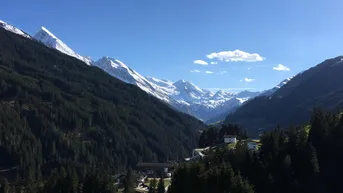 Expose TOP LAGE - im Skigebiet! Einzigartige, große, sonnige Wohnung in Tux, Zillertal (Österreich) – Panorama-/ Gletscherblick, Provisionsfrei