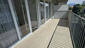 Expose Gut durchdachter Wohntraum mit Balkon und Tiefgarage! Jetzt mieten!