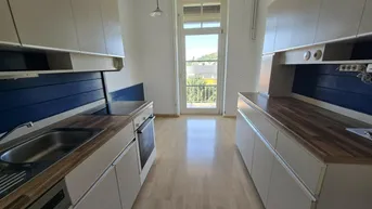Expose Wunderschöne Altbauwohnung mit Blick ins Grüne!