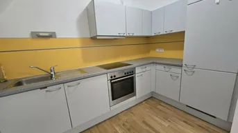 Expose Heller Wohntraum! Zweizimmerwohnung am Südtirolerplatz!