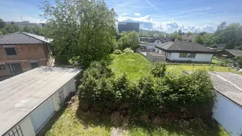 Expose Großfamilien aufgepasst! Mehrfamilienhaus mit großzügigem Grundstück in Wels/Pernau!