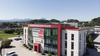 Expose Hochwertige Bürofläche im 1.OG westseitig in Frequenzlage direkt an der Autobahnabfahrt Vorchdorf!