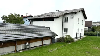 Expose NEUER PREIS! Traumhaftes Zweifamilienhaus in Unterweitersdorf - 2 Wohneinheiten, modernisiert, mit Garten, 2 Balkonen und 4 Stellplätzen!