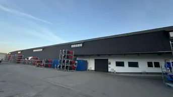 Expose Lagerhalle 5 in Enns zu vermieten!