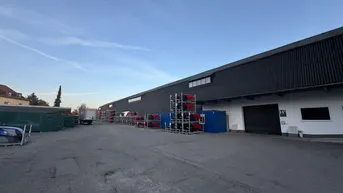Expose Hallenflächen in Enns zu vermieten!