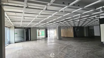 Expose Attraktive und günstige Lagerflächen ab 500 m² zu mieten