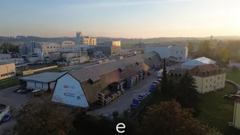 Expose 700m² Lagerhalle in Enns zu vermieten!