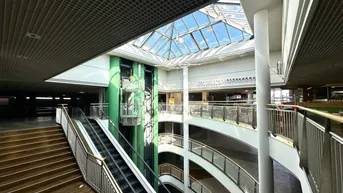 Expose Attraktive und günstige Lagerflächen ab 6.000 m² zu mieten