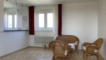 Expose Top 2 Zimmerwohnung mit Loggia und KFZ-Abstellplatz in zentraler Lage, unmittelbar beim Leistungszentrum Südstadt