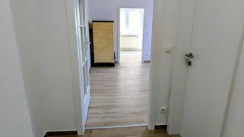 Expose Erstbezug nach umfangreicher Sanierung: Hochwertige 2-Zimmer-Wohnung im Mezzanin in 2232 Deutsch-Wagram