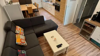Expose Große 3er-WG – komplett möbliert | Large 3 person WG - fully furnished